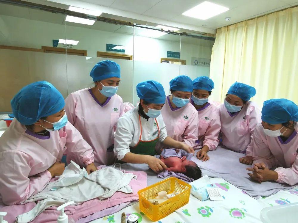 石林妇婴监护型护送